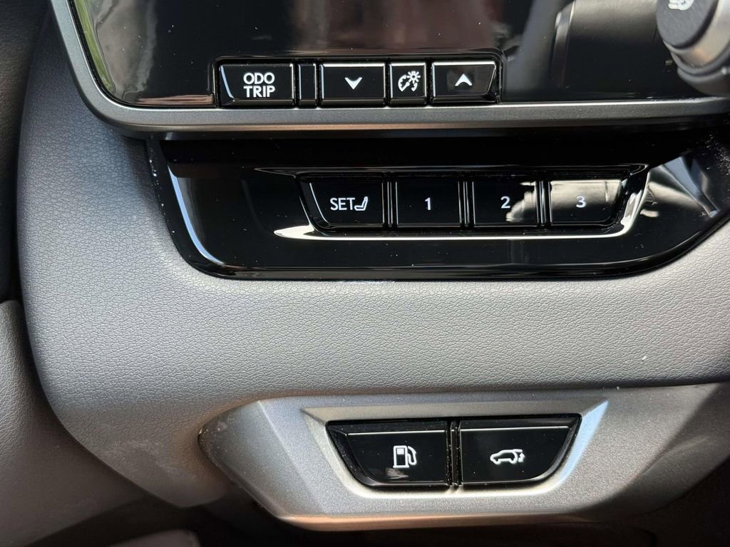 Used 2023 Lexus RX 350 Premium w/ Accessory Package (Z1) AWD/4WD image 23