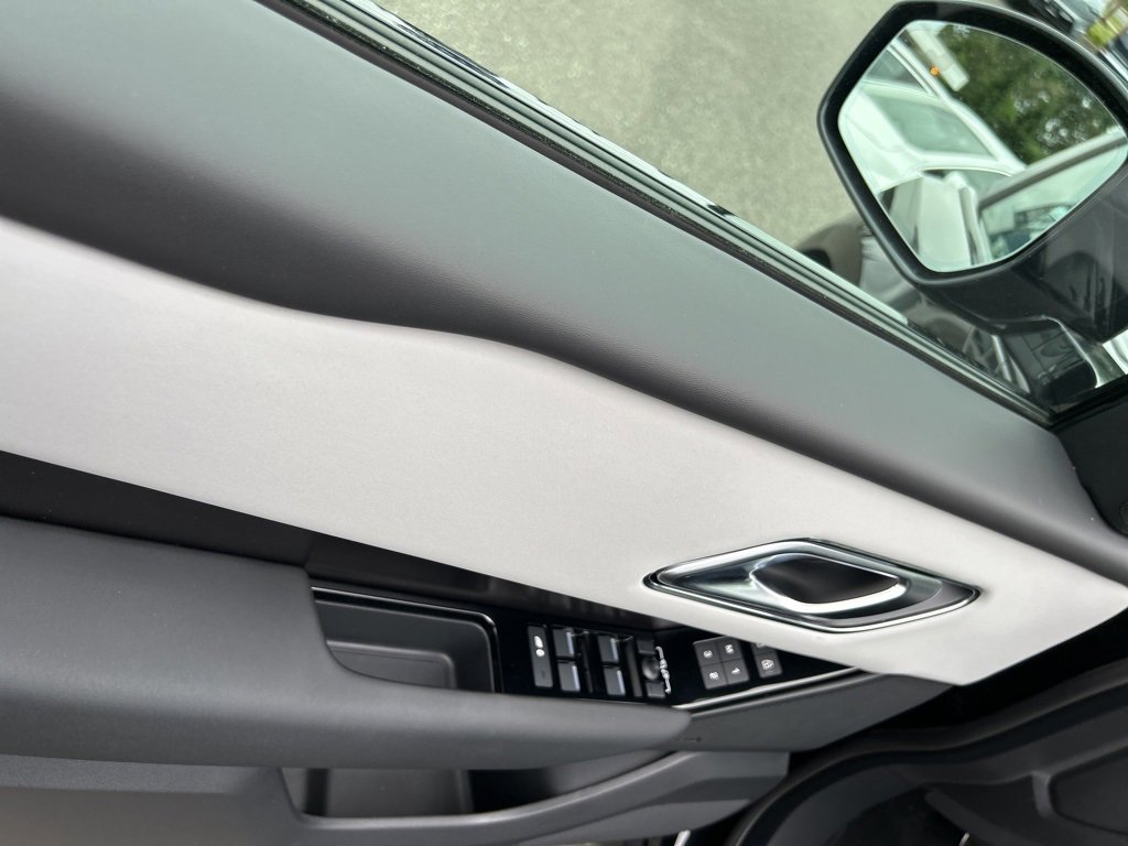 New 2026 Land Rover Range Rover Velar Dynamic SE image 11