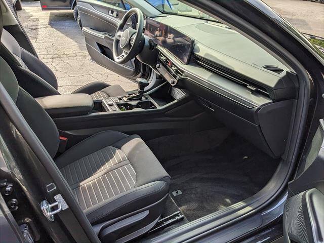 Used 2025 Kia K5 LXS FWD image 18