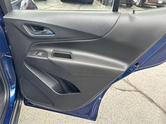Used 2023 Chevrolet Equinox LT image 25