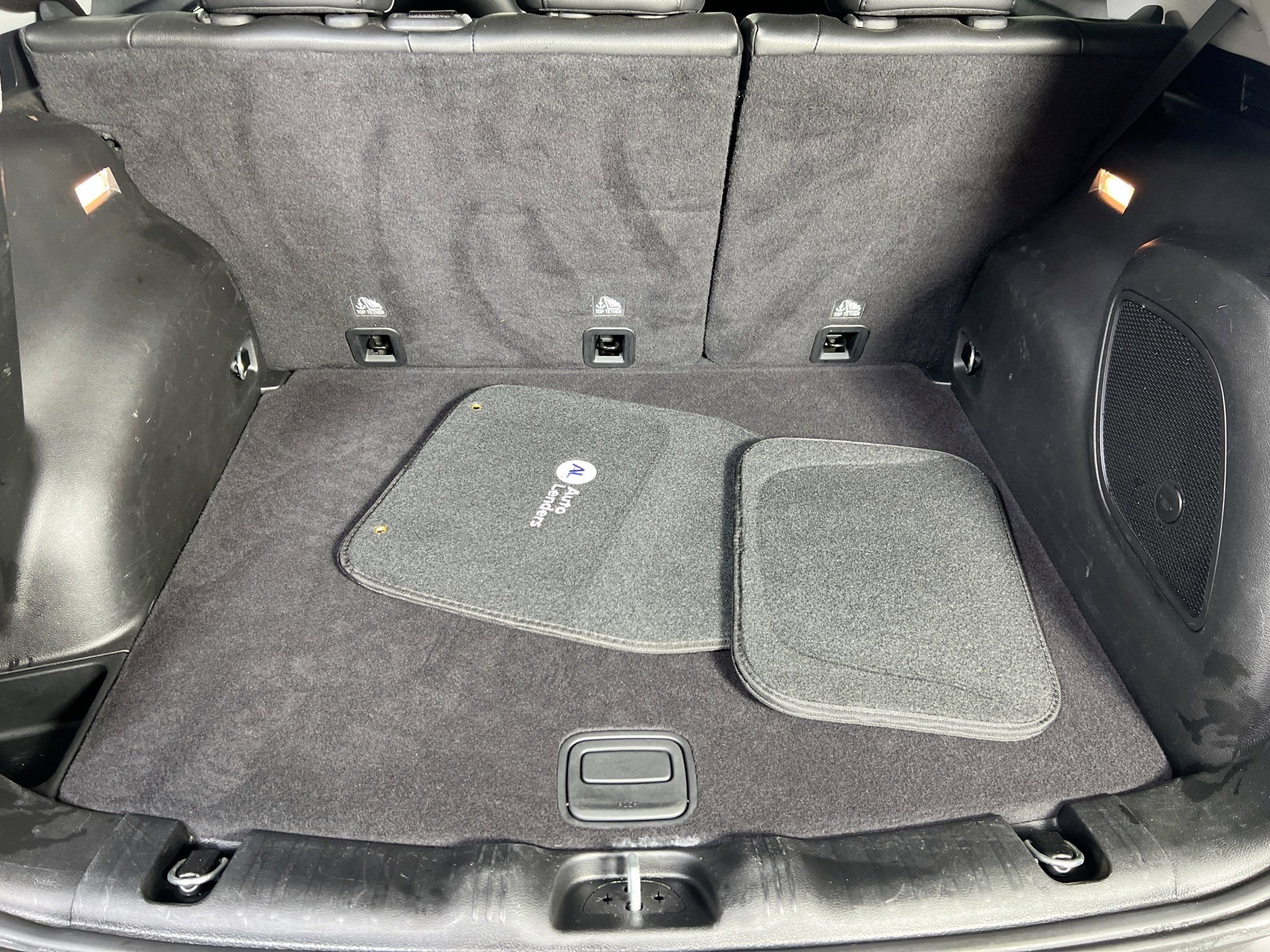 Used 2022 Jeep Compass Trailhawk w/ Trailhawk Elite Group image 27