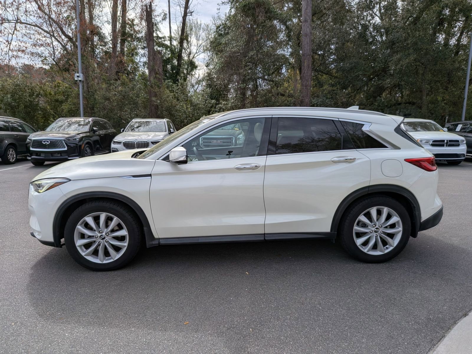 Used 2019 INFINITI QX50 Essential w/ Premium Heat Package image 6