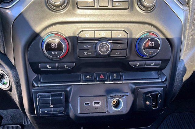 Used 2022 Chevrolet Silverado 2500 LT w/ Convenience Package image 16