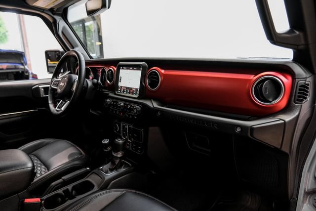 Used 2021 Jeep Wrangler Unlimited Rubicon AWD/4WD image 15