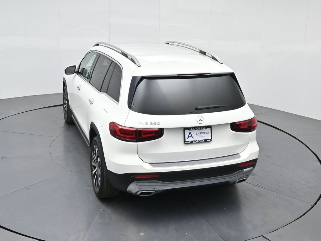Used 2022 Mercedes-Benz GLB 250 image 33