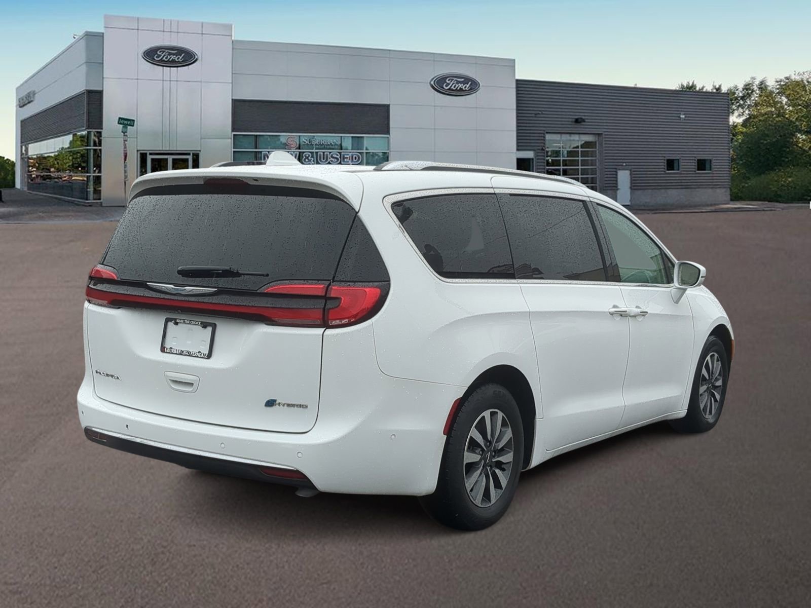 Used 2021 Chrysler Pacifica Touring-L FWD image 11