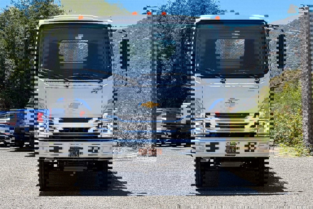 New 2025 Chevrolet Low Cab Forward 5500XG image 9