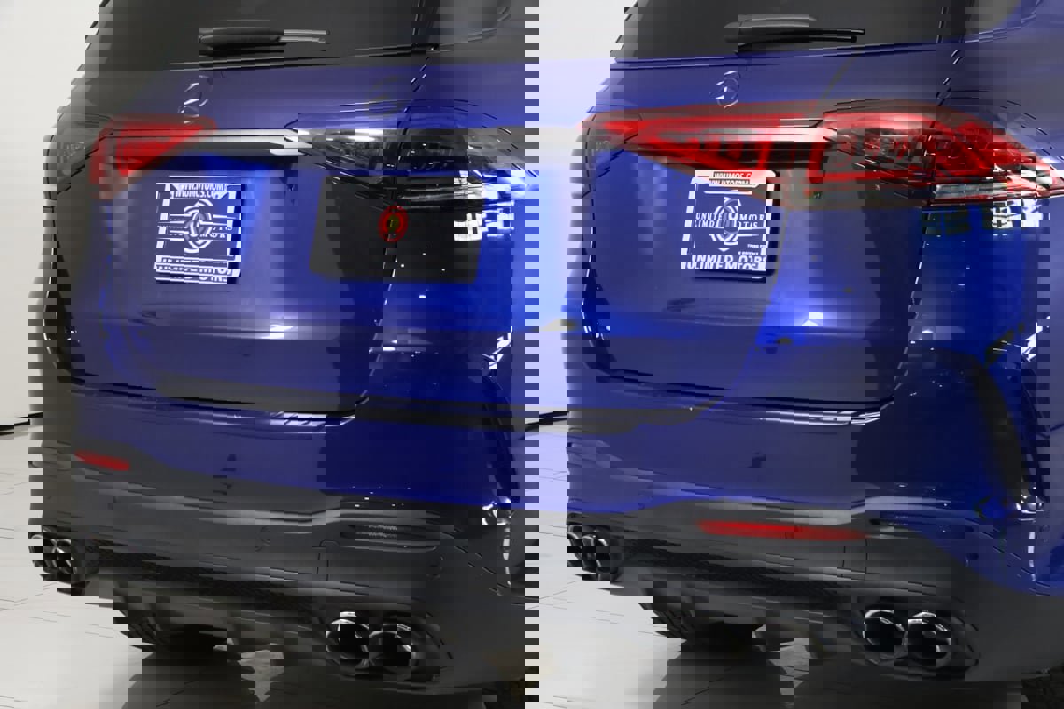 Used 2022 Mercedes-Benz GLE 53 AMG 4MATIC w/ 3rd Row Seat Package image 59