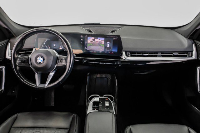 Used 2023 BMW X1 xDrive28i AWD/4WD image 11