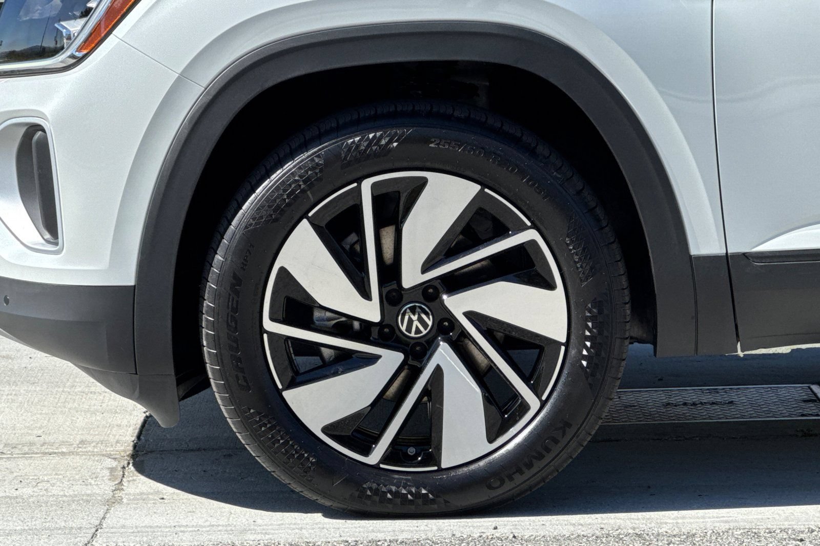 New 2026 Volkswagen Atlas SE AWD/4WD image 25