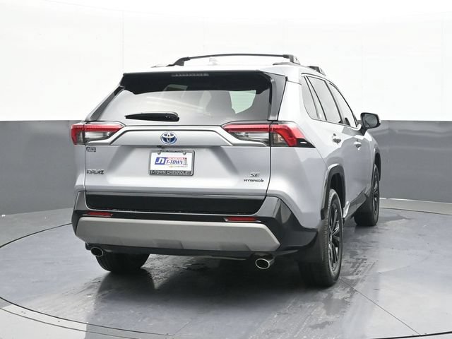 Used 2024 Toyota RAV4 SE AWD/4WD image 12