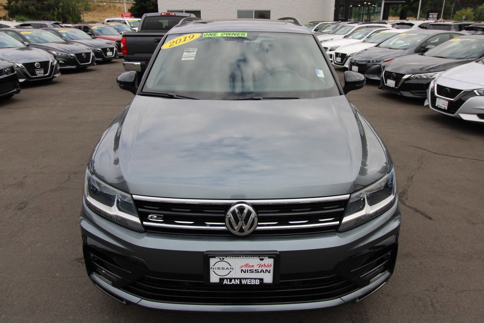 Used 2019 Volkswagen Tiguan SEL Premium R-Line AWD/4WD image 8