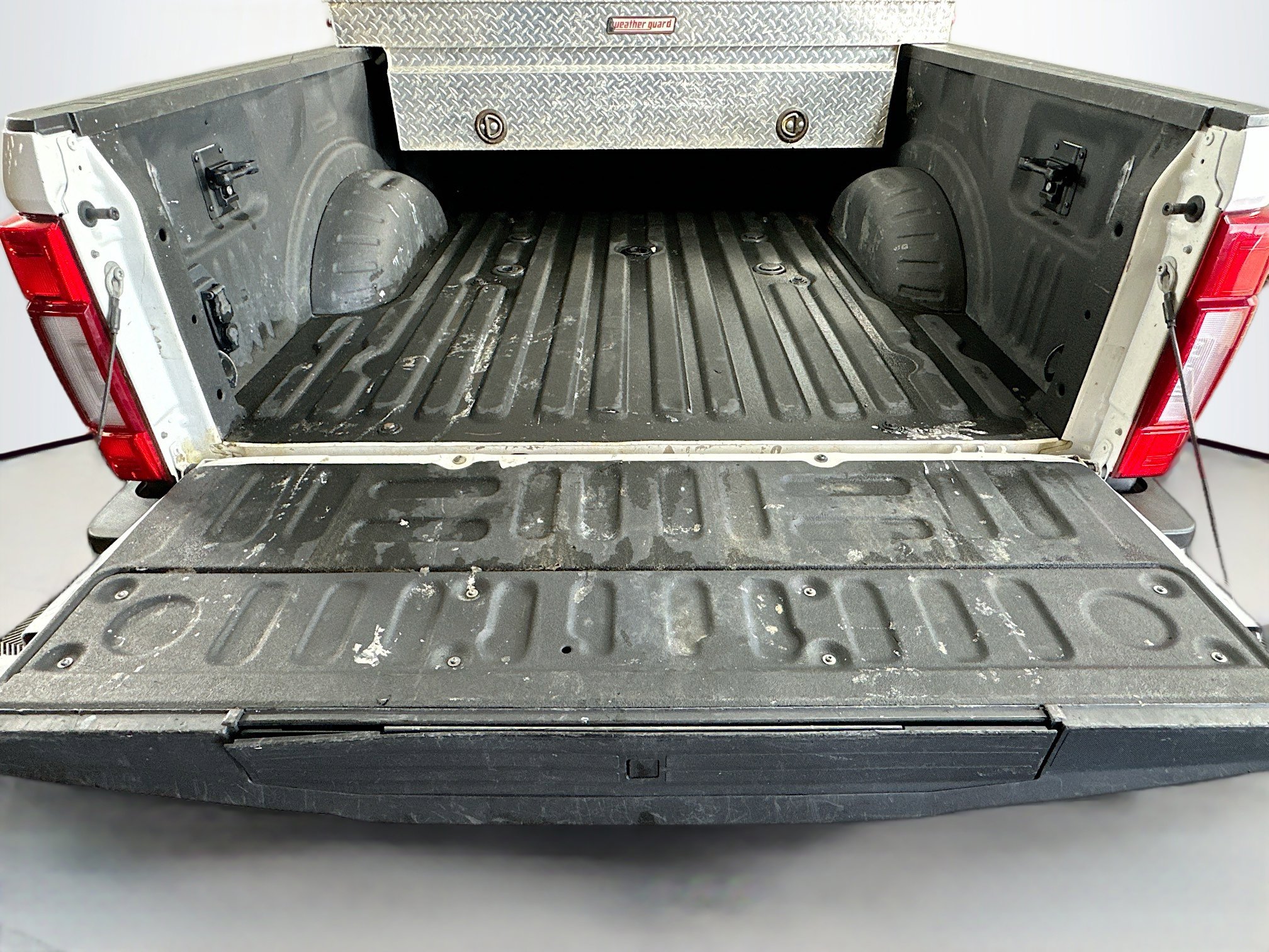 Used 2022 Ford F250 Lariat w/ Black Appearance Package image 25