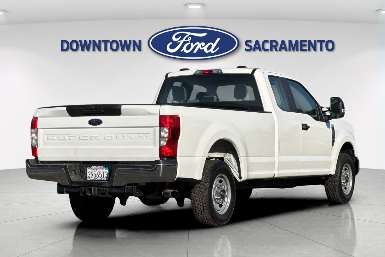 Used 2022 Ford F250 XL w/ Power Equipment Group RWD image 6