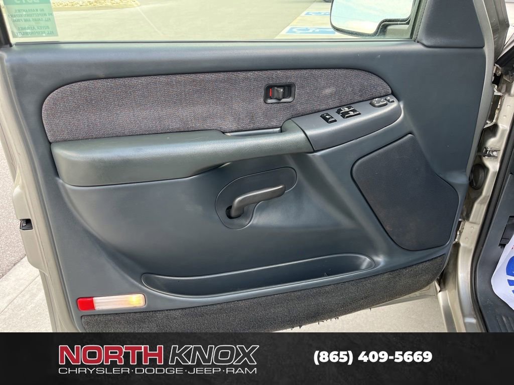 Used 2000 GMC Sierra 1500 SLE RWD image 5