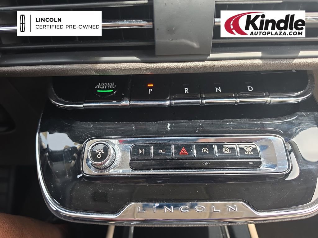 Certified 2024 Lincoln Corsair AWD w/ Equipment Group 101A image 9