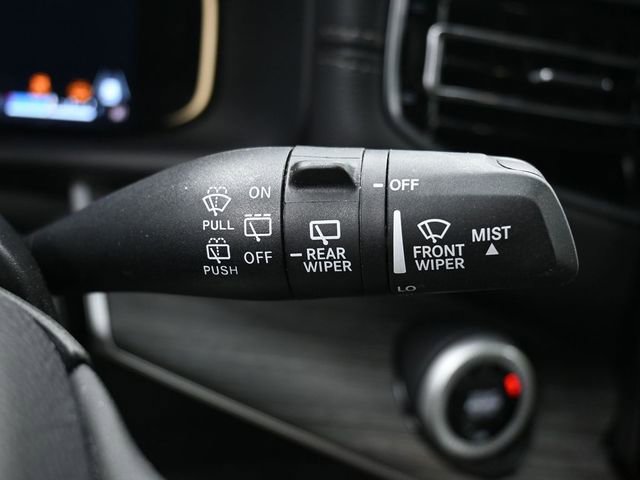 Used 2024 Jeep Wagoneer Series II AWD/4WD image 38