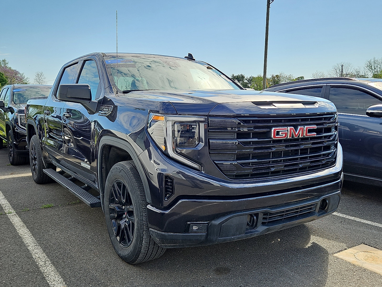 Certified 2024 GMC Sierra 1500 Elevation AWD/4WD image 1