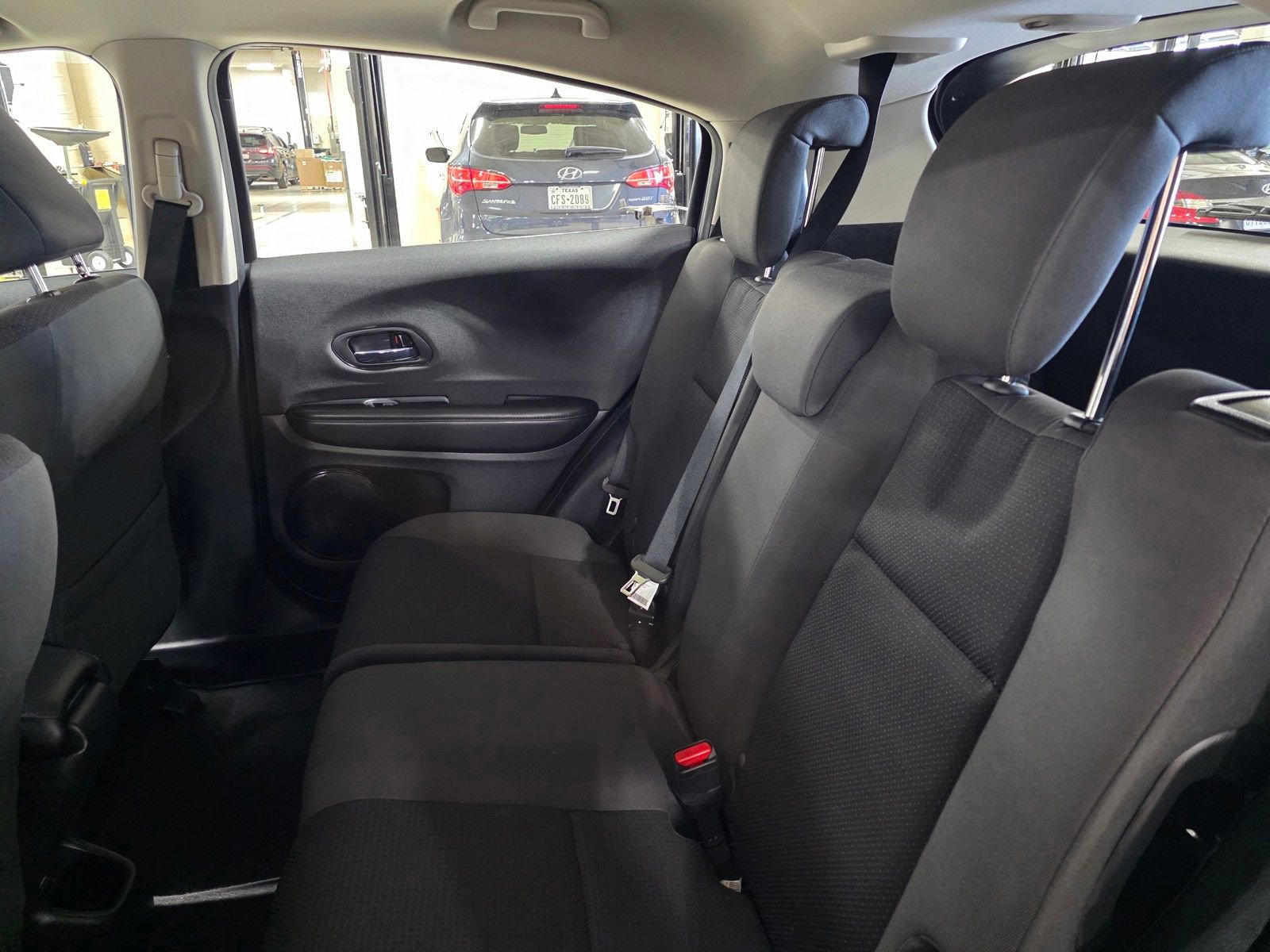Used 2021 Honda HR-V LX image 14