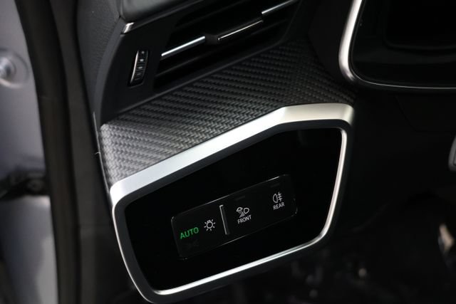 Used 2025 Audi RS 7 Performance AWD/4WD image 71