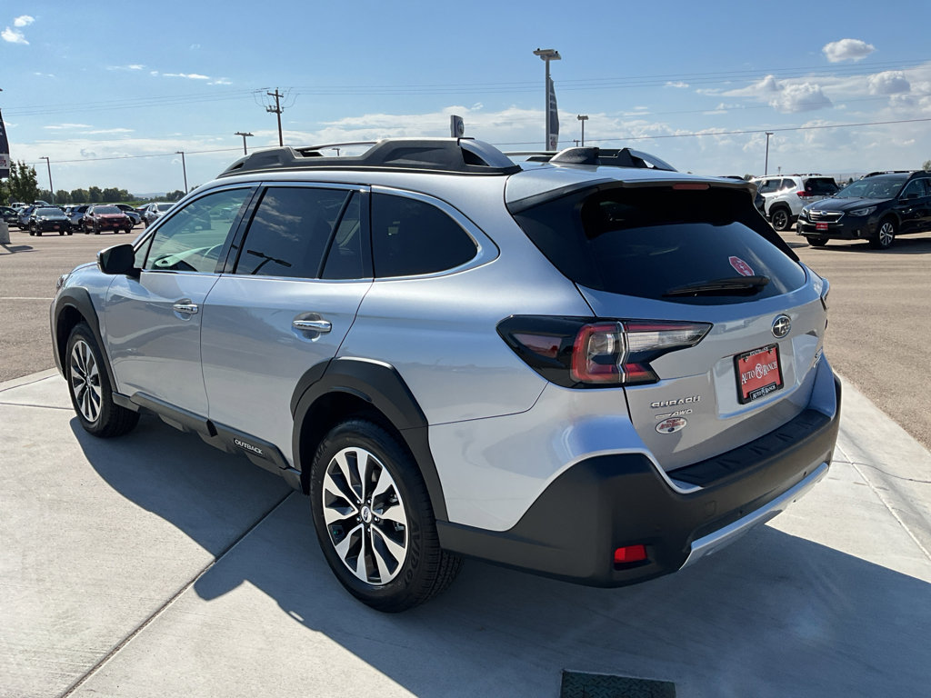New 2025 Subaru Outback Touring XT image 5