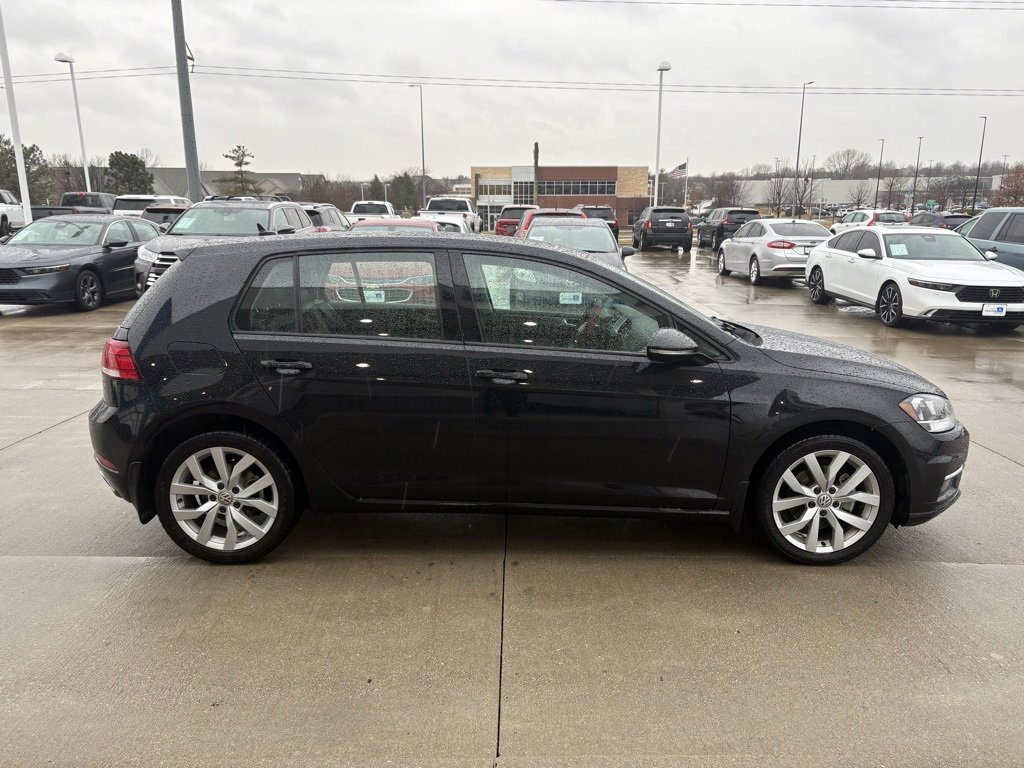 Used 2019 Volkswagen Golf SE w/ Driver Assistance Package image 4