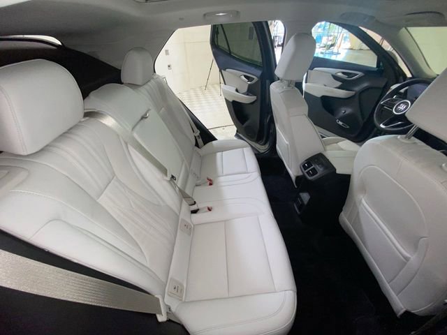 Used 2025 Buick Envision Avenir AWD/4WD image 11