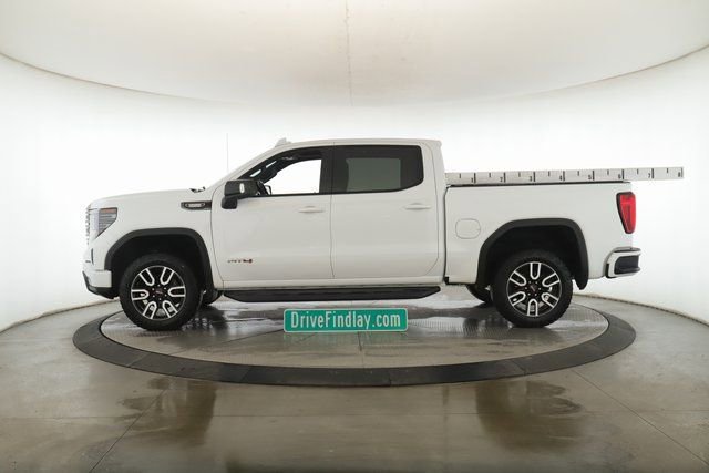 Used 2024 GMC Sierra 1500 AT4 w/ Technology Package image 9