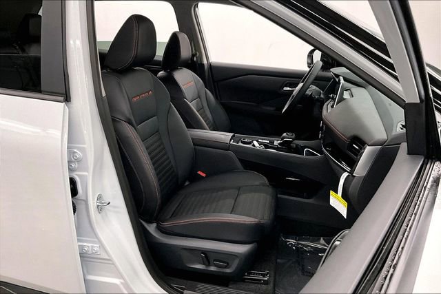 New 2026 Nissan Rogue SV image 34