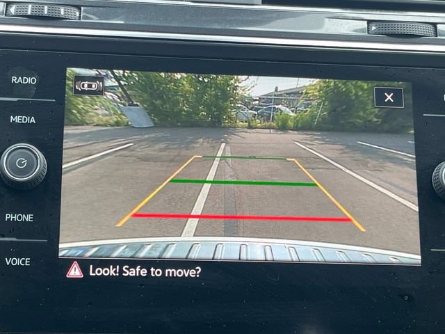 Used 2022 Volkswagen Tiguan SEL R-Line image 37