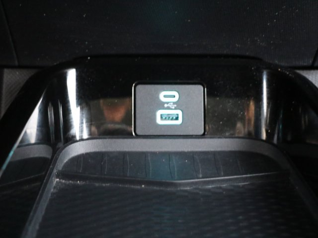 Used 2024 Ford Mustang Mach-E Premium AWD/4WD image 28