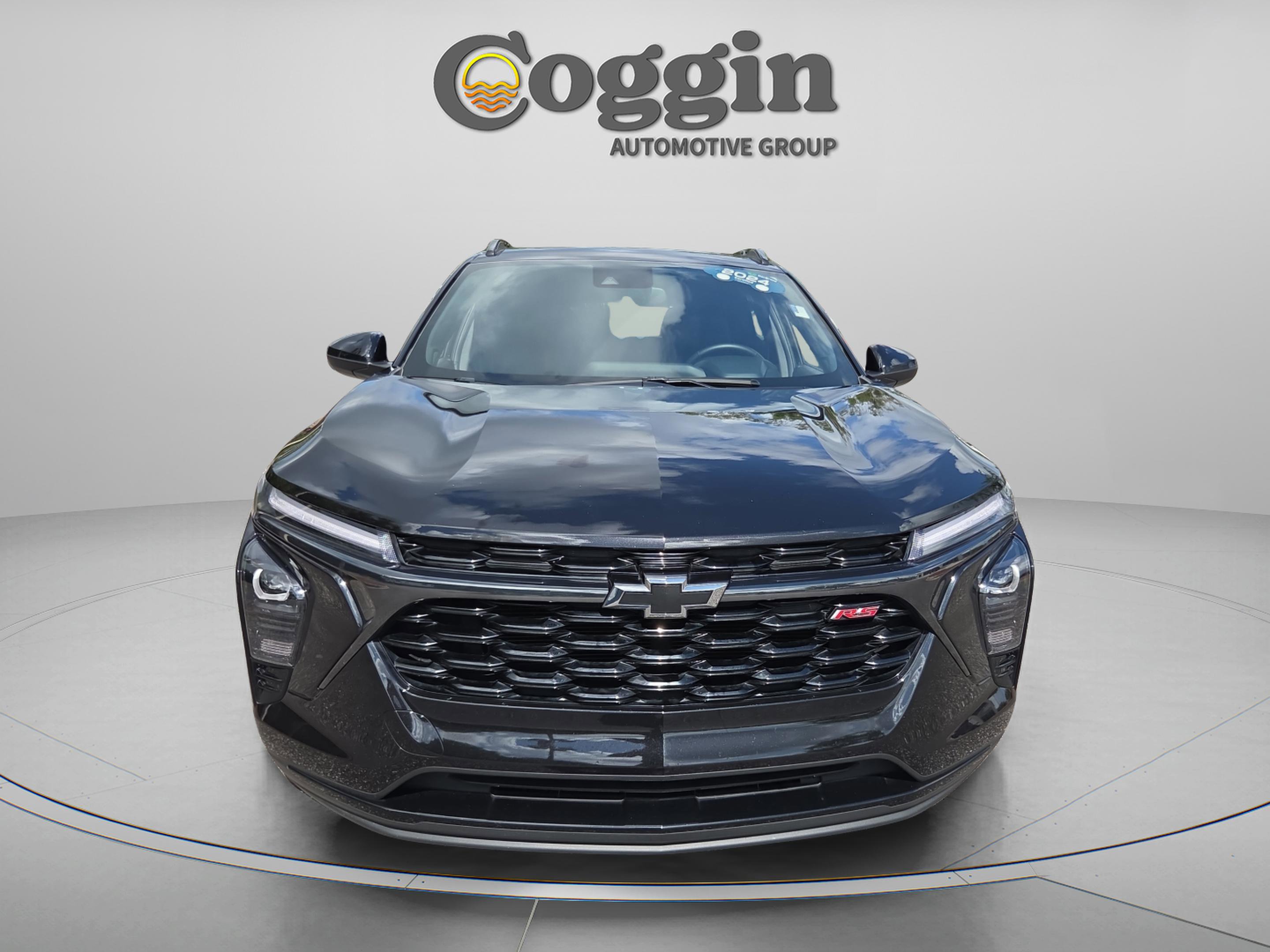 Used 2024 Chevrolet Trax RS w/ Sunroof Package FWD image 8