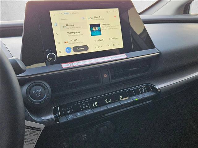 Used 2025 Toyota Prius XLE image 14