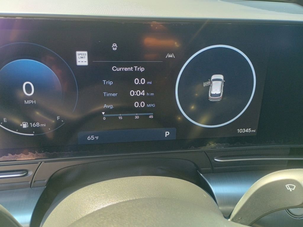 Used 2025 Hyundai Kona Limited image 28