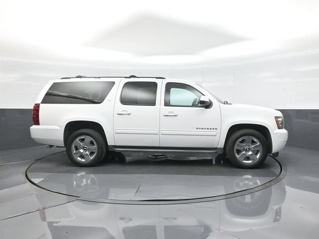 Used 2014 Chevrolet Suburban LT AWD/4WD image 8