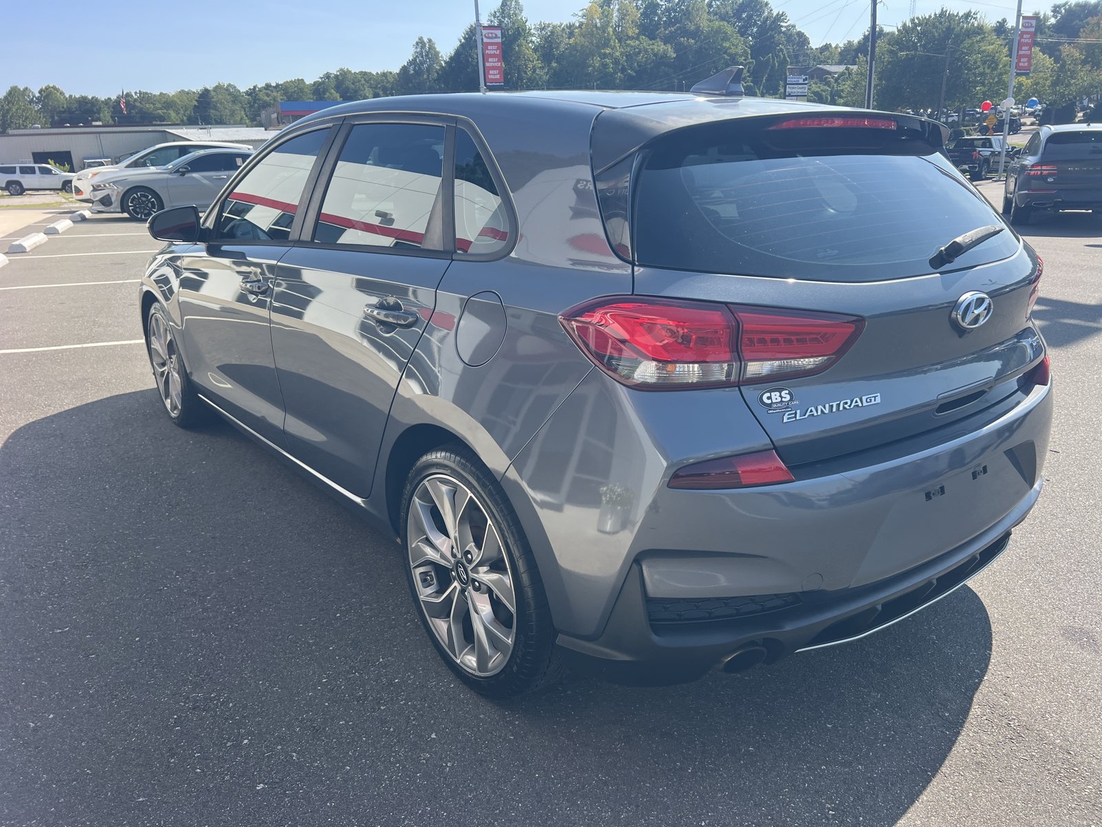 Used 2019 Hyundai Elantra GT N Line FWD image 6