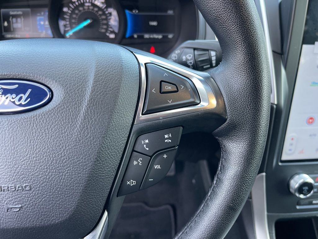 Certified 2024 Ford Edge SEL image 17