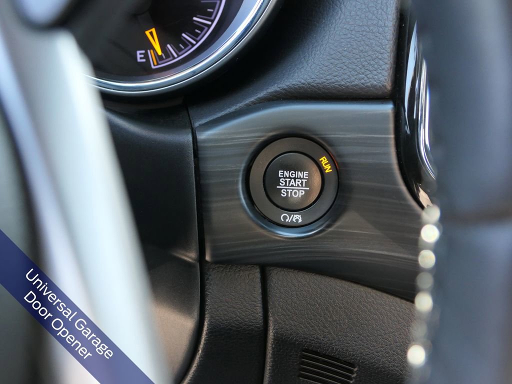 Used 2021 Jeep Grand Cherokee Laredo X image 17