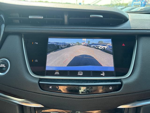 Used 2022 Cadillac XT5 Premium Luxury w/ LPO, Floor Liner Package AWD/4WD image 17