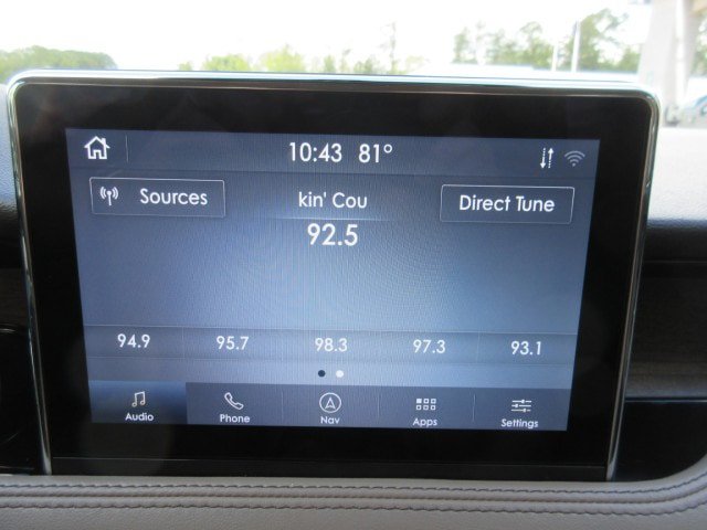 Used 2022 Lincoln Corsair Reserve w/ Elements Package FWD image 24