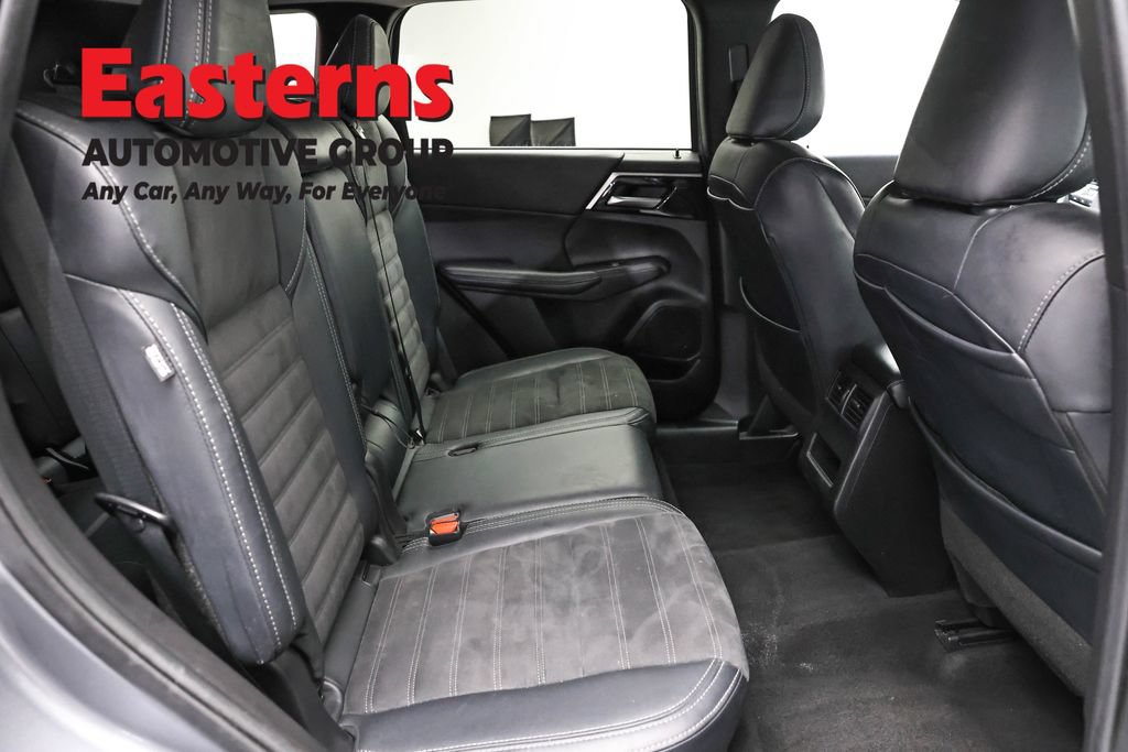 Used 2024 Mitsubishi Outlander SE FWD image 22