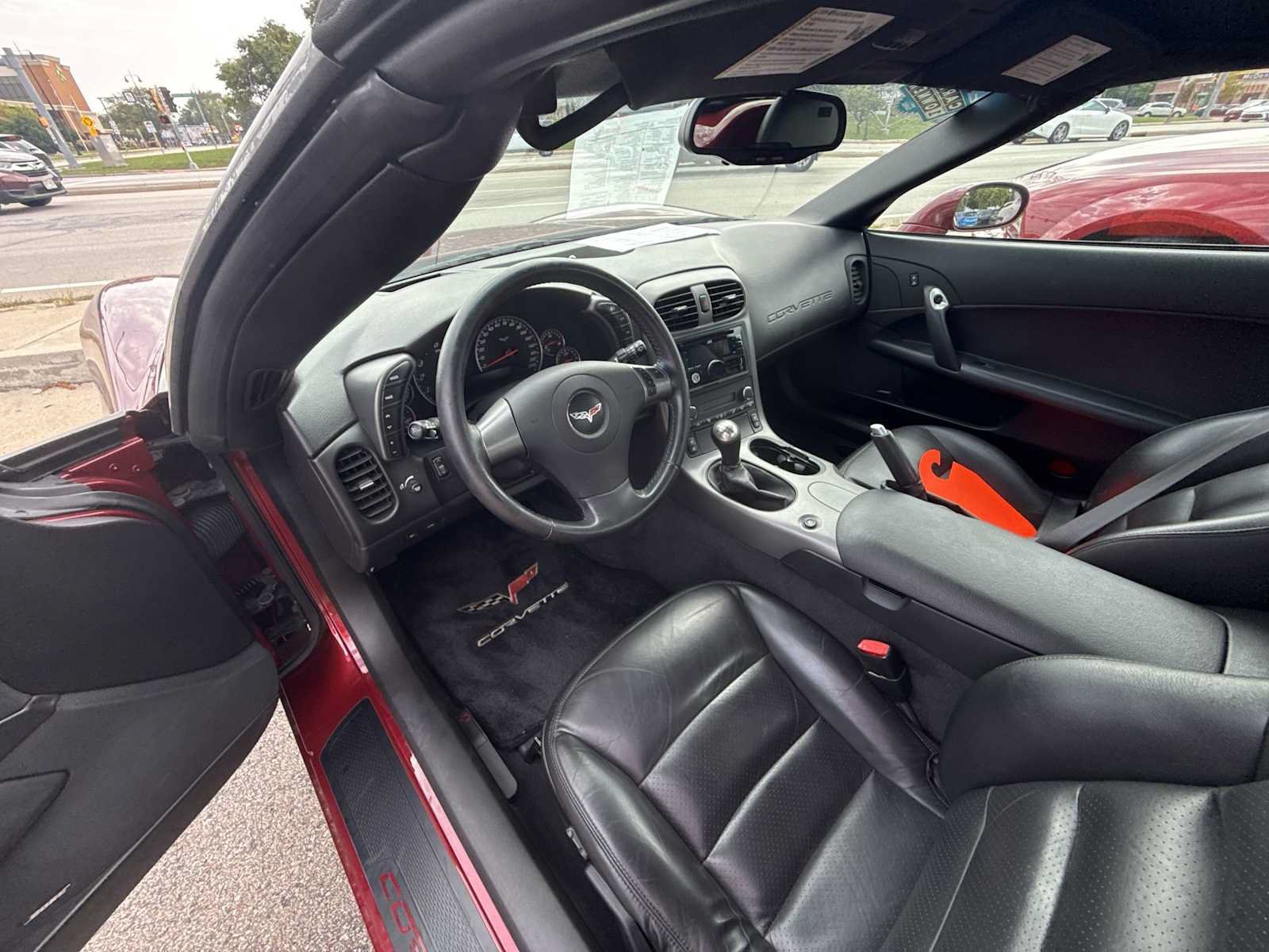 Used 2007 Chevrolet Corvette Convertible w/ Preferred Equipment Group RWD image 10