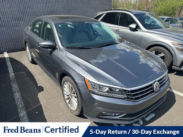 Used 2017 Volkswagen Passat 1.8T SE w/ SE Lighting Package FWD image 14
