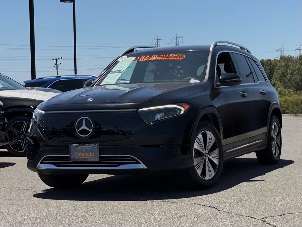 Used 2024 Mercedes-Benz EQB 300 4MATIC image 2