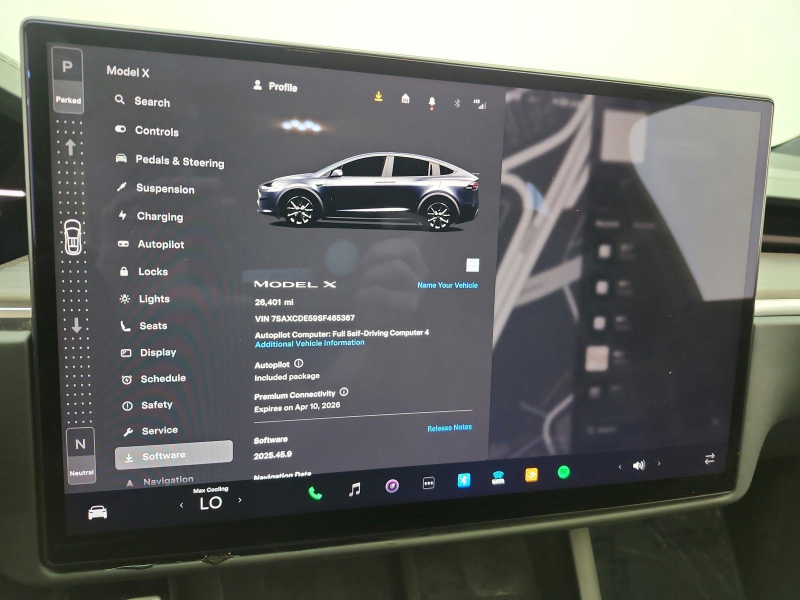 Used 2025 Tesla Model X image 11