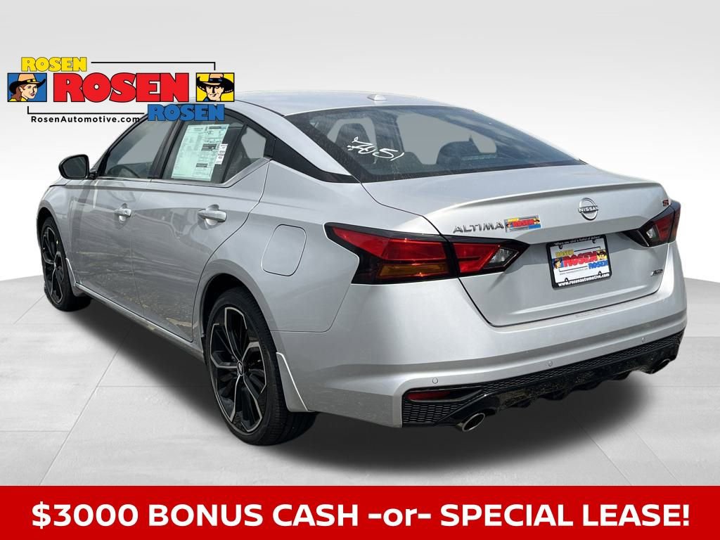 New 2025 Nissan Altima 2.5 SR w/ SR Premium Package image 3