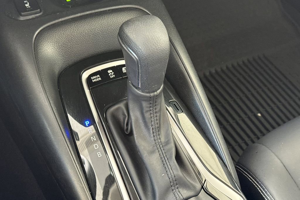 Used 2024 Toyota Corolla XLE FWD image 21