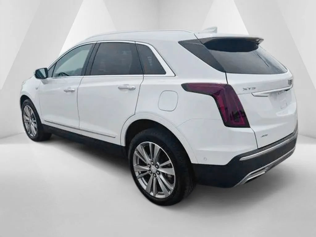 Used 2024 Cadillac XT5 Premium Luxury w/ Platinum Package AWD/4WD image 5