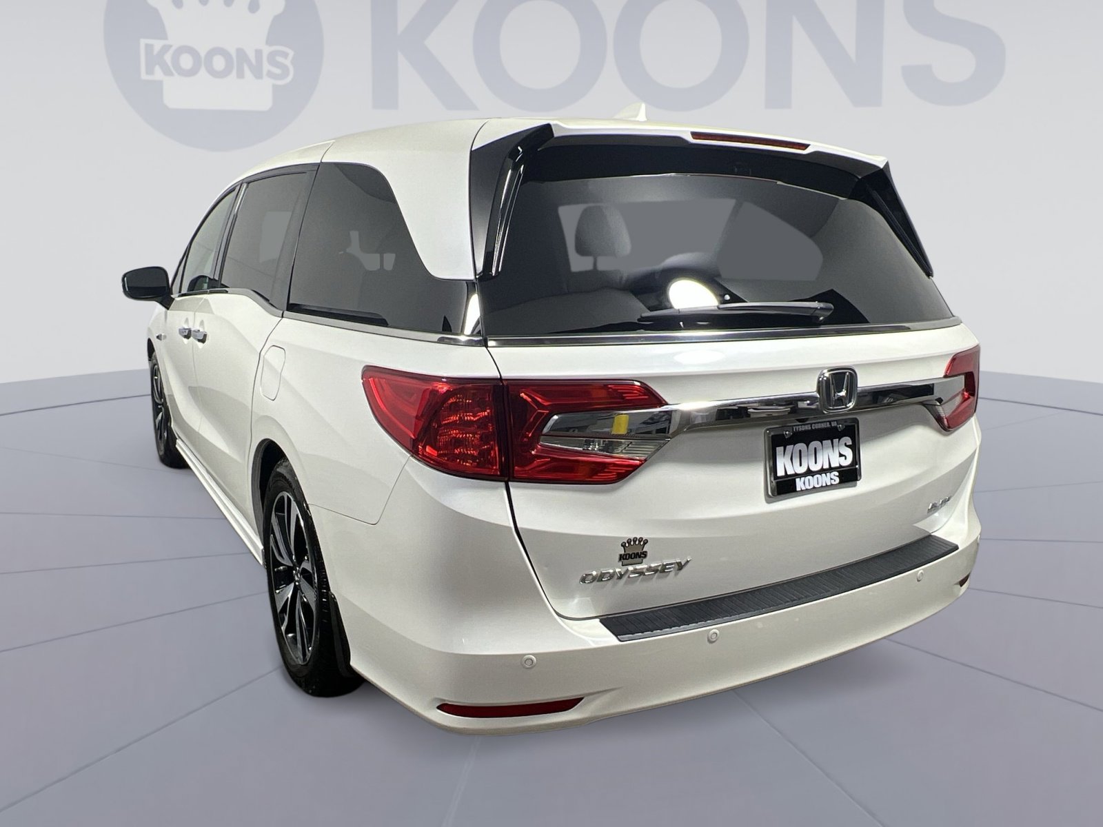 Used 2019 Honda Odyssey Elite image 4