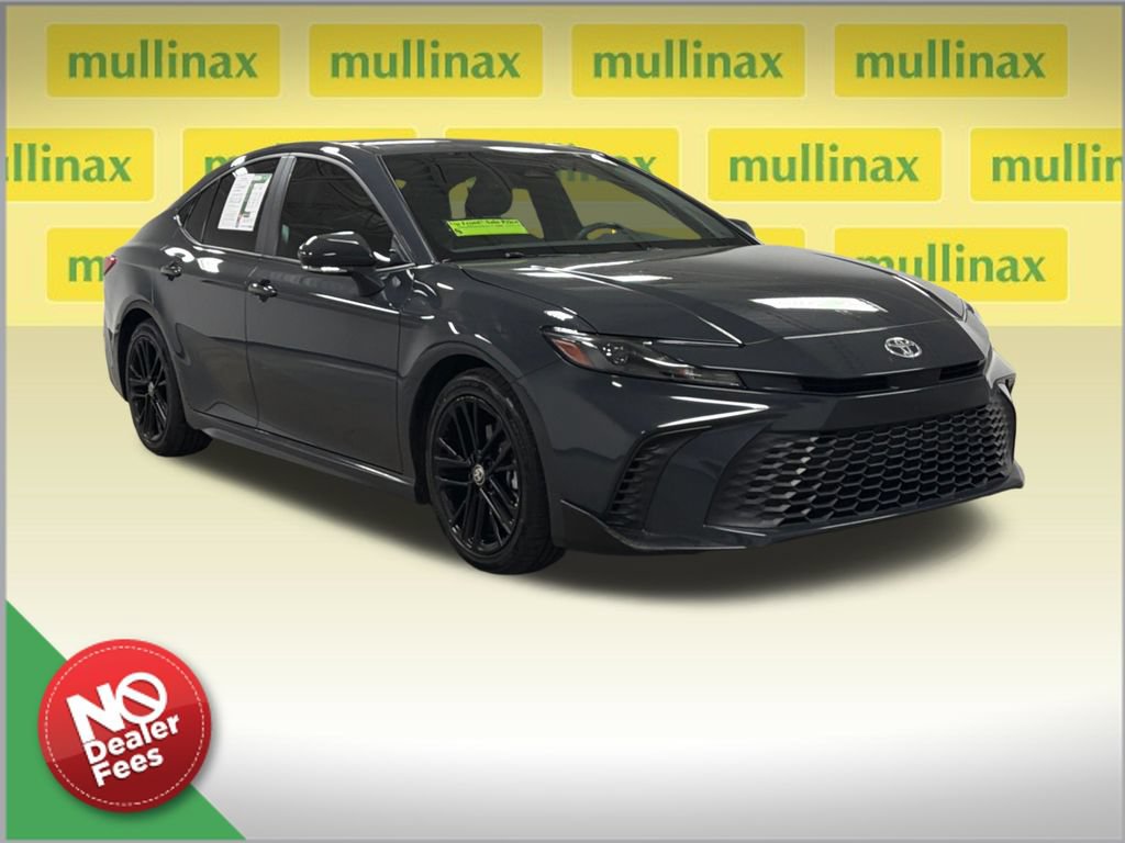Used 2025 Toyota Camry SE w/ Multimedia Upgrade Package